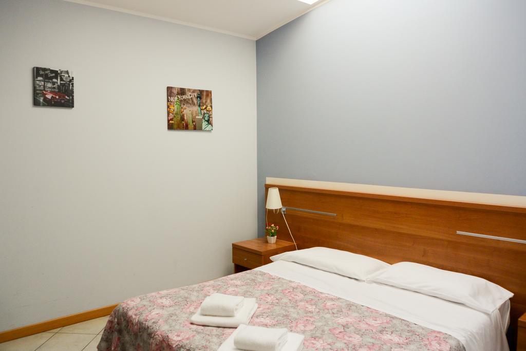 Albergo Meuble Abatjour Mantova Exterior foto