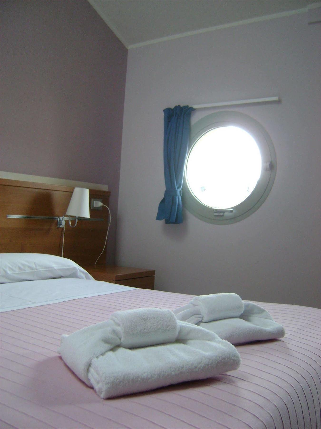 Albergo Meuble Abatjour Mantova Exterior foto